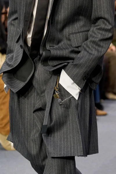 Look 74